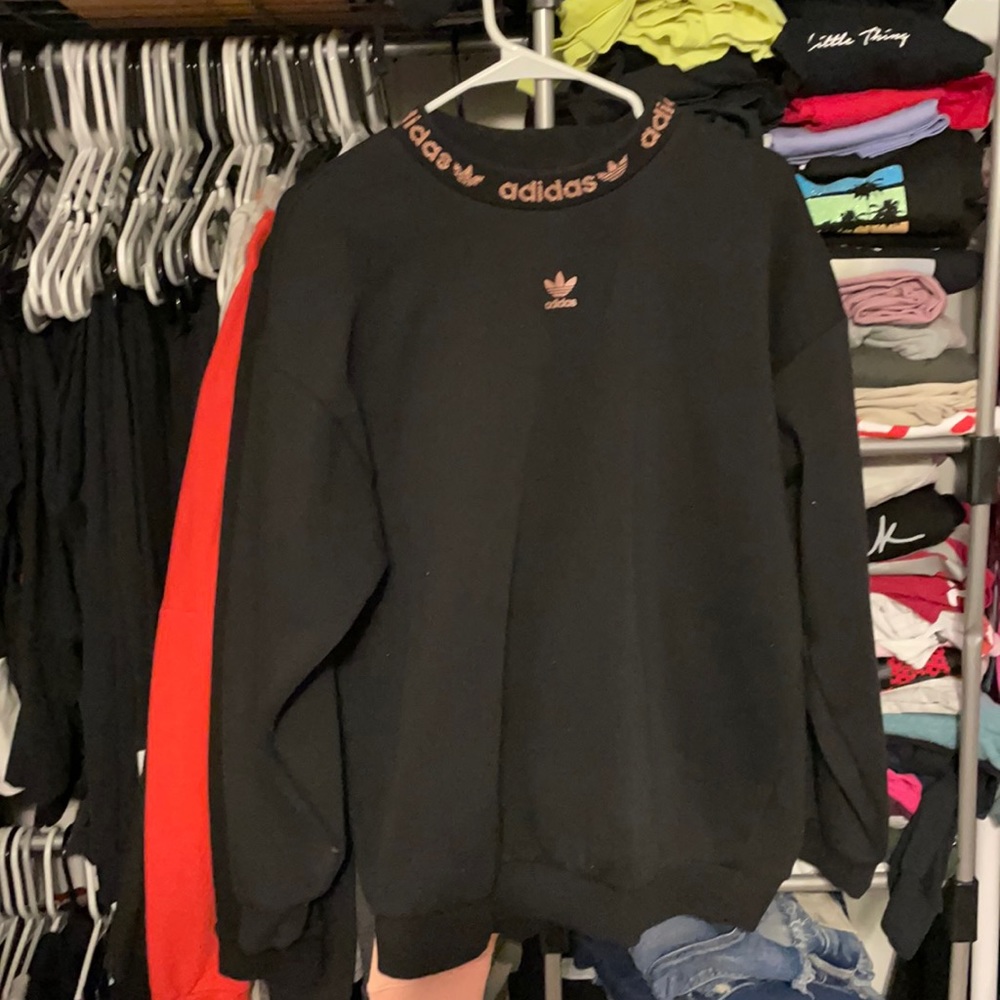 Womens adidas crew neck sweat shirt